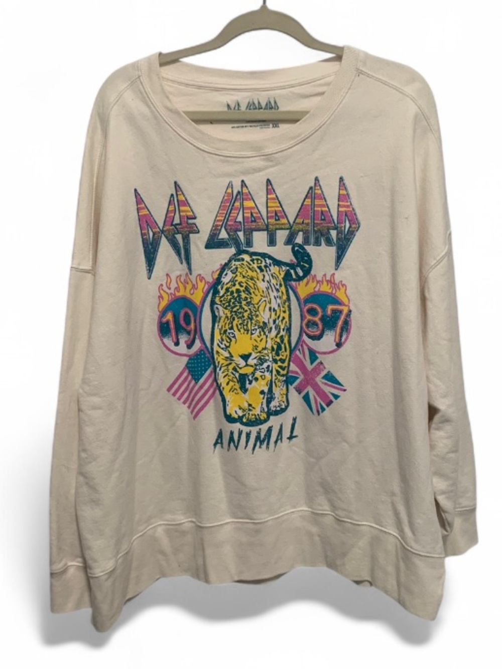 Def Leppard Animal Leopard Graphic Cream Sweatshirt